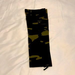 Hiking outdoor trouser pants size 10 for kids- new with no tag